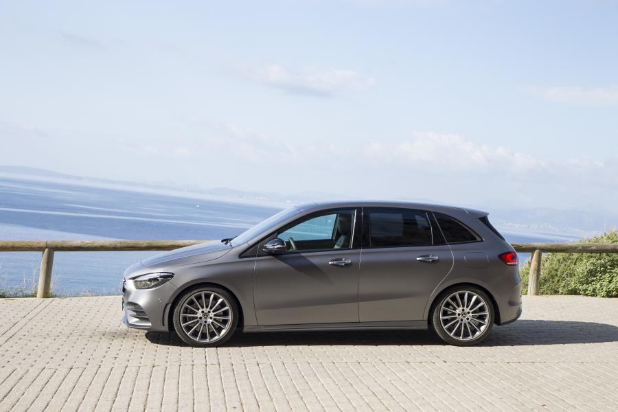  Mercedes-Benz B200 d AMG Line (W247) 2019 года  (фото 17 из 61)